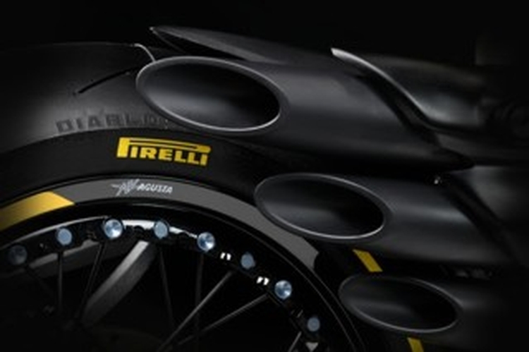 DRAGSTER 800 RR PIRELLI, the latest creation from MV Agusta and Pirelli Design