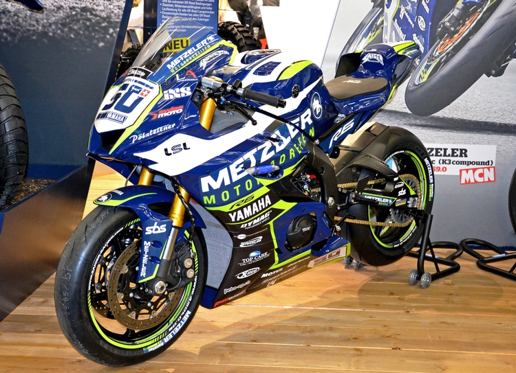 Road-Racer Horst Saiger startet im METZELER Design in die Rennsaison 2018